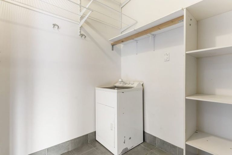 Photo of property in 126 Candia Road, Henderson Valley, Auckland, 0614