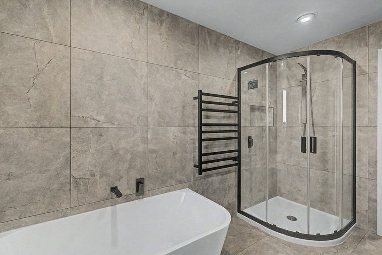 Photo of property in 101 Robertson Street, Gore, 9710
