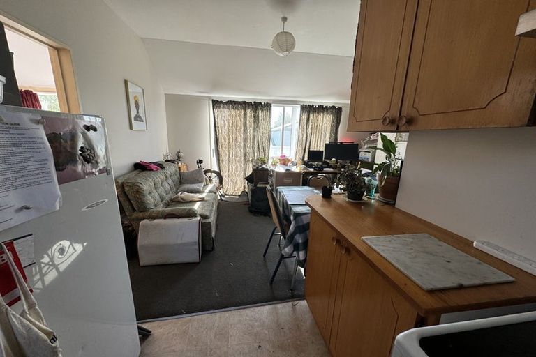 Photo of property in 106 Waltham Road, Sydenham, Christchurch, 8023