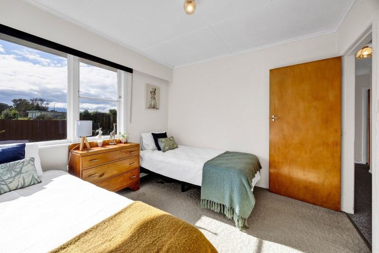 Photo of property in 46 Heaphy Road, Opunake, 4616