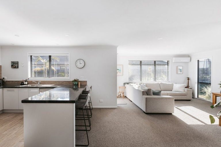 Photo of property in 38 Kohekohe Road, Papamoa Beach, Papamoa, 3118