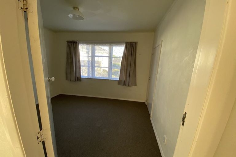 Photo of property in 1/158 Newlands Road, Newlands, Wellington, 6037