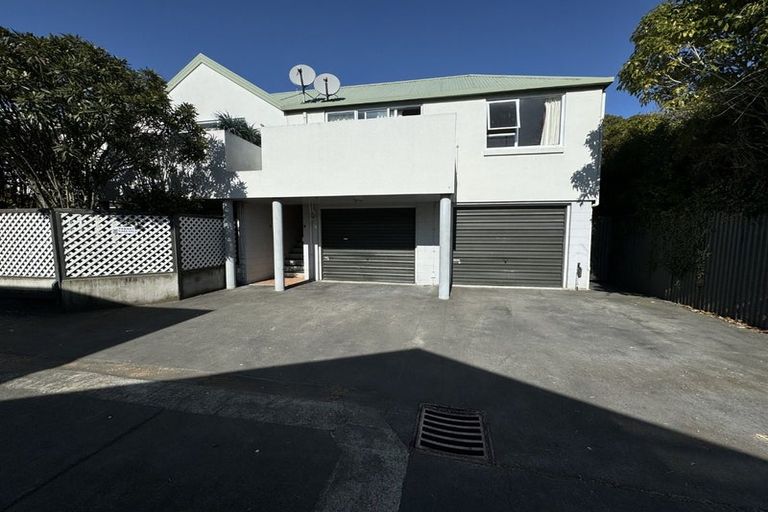 Photo of property in 106 Waltham Road, Sydenham, Christchurch, 8023