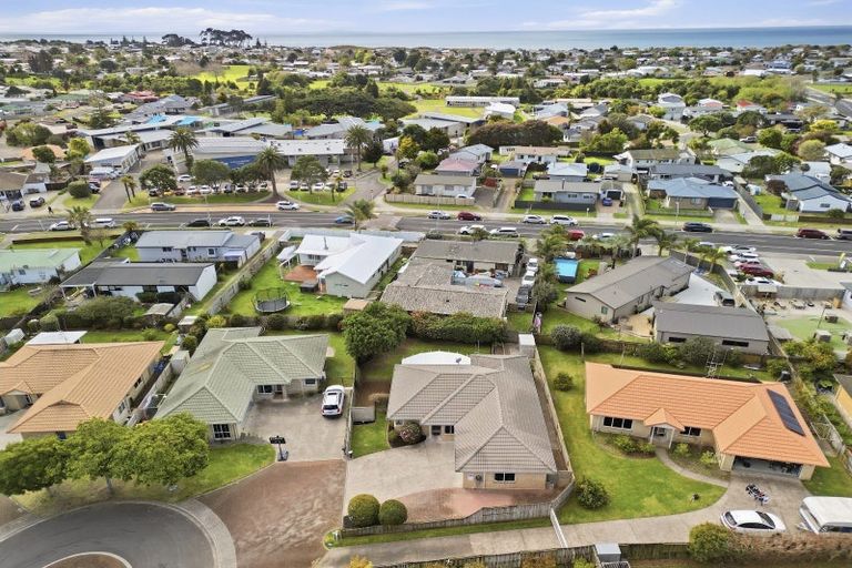 Photo of property in 8 Evergreen Glade, Papamoa Beach, Papamoa, 3118