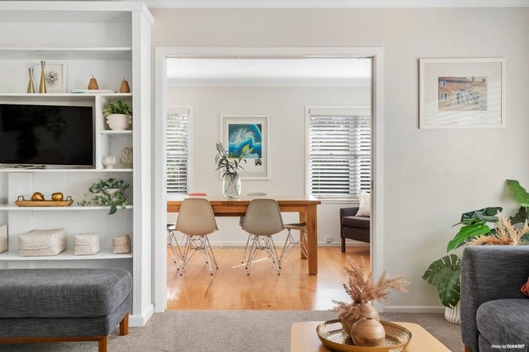 Photo of property in 71 Wellington Street, Pukekohe, 2120