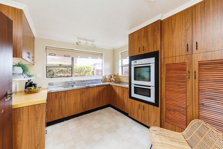 Photo of property in 9 Huhana Court, Hokowhitu, Palmerston North, 4410
