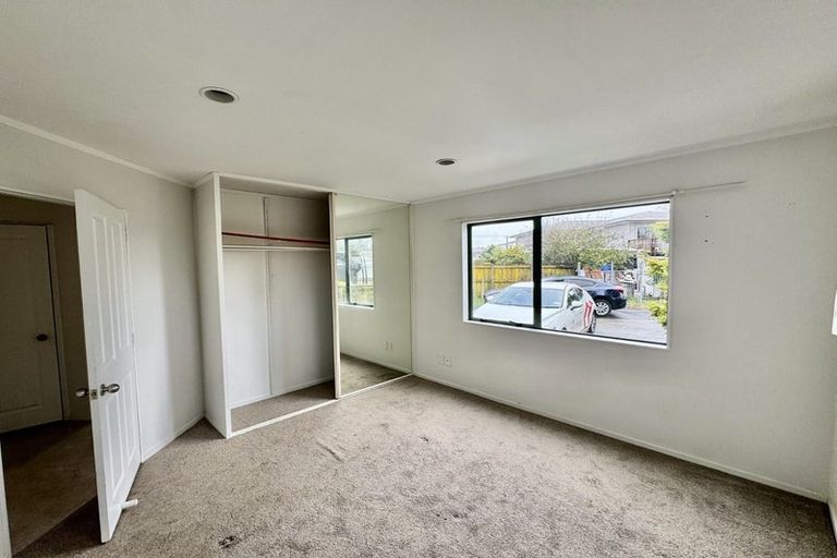 Photo of property in 47 Flat Bush Road, Clover Park, Auckland, 2023