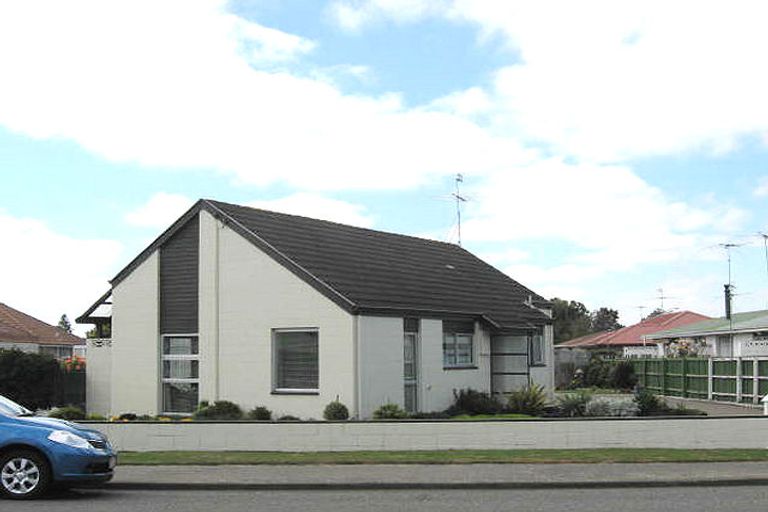 Photo of property in 27 Cox Street, Ashburton, 7700