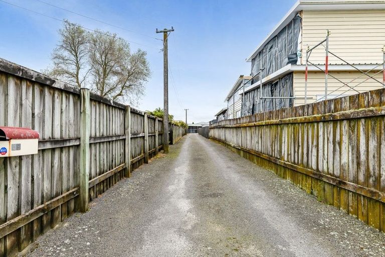 Photo of property in 59 Camberwell Road, Hawera, 4610