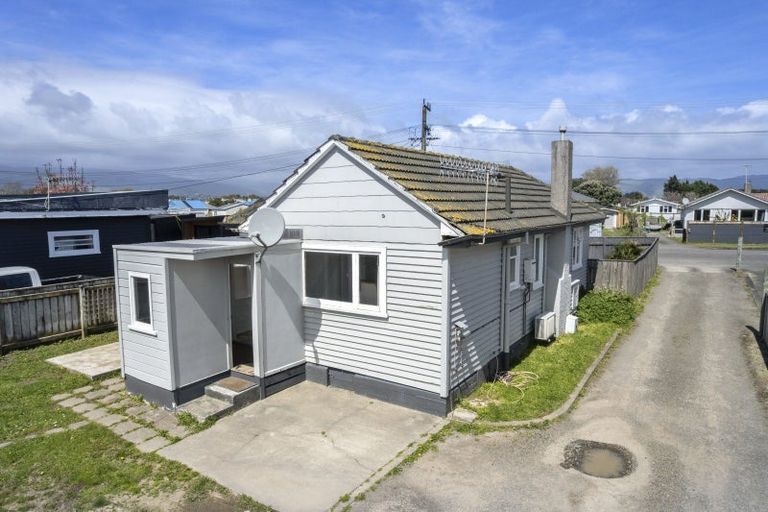 Photo of property in 270a Rangiuru Road, Otaki, 5512