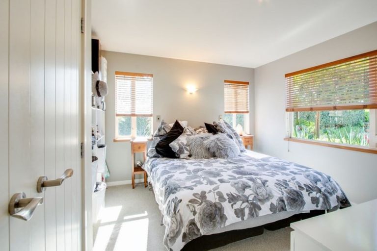 Photo of property in 11 Park Lane, Greenmeadows, Napier, 4112