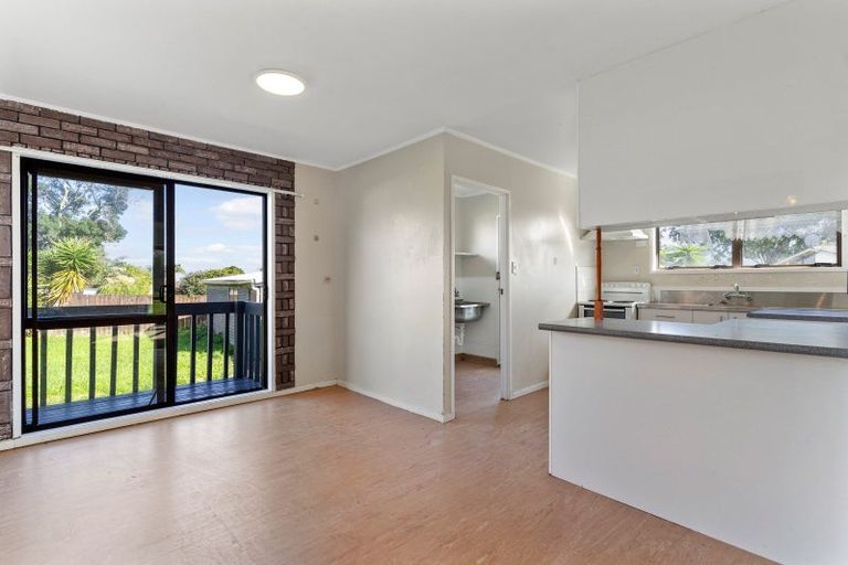 Photo of property in 1 Lansdown Place, Papakura, 2110