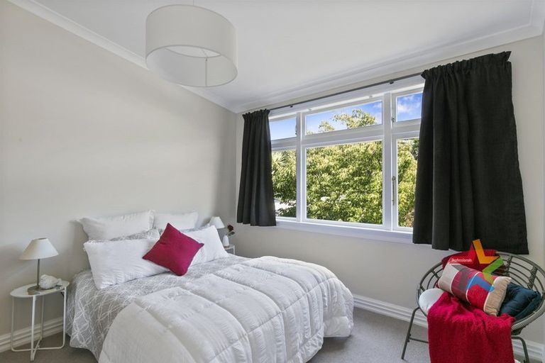 Photo of property in 60 Stanley Street, Berhampore, Wellington, 6023