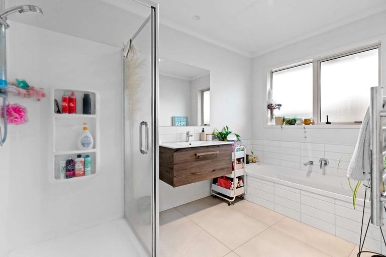 Photo of property in 19 Kirk Lane, Ohauiti, Tauranga, 3112