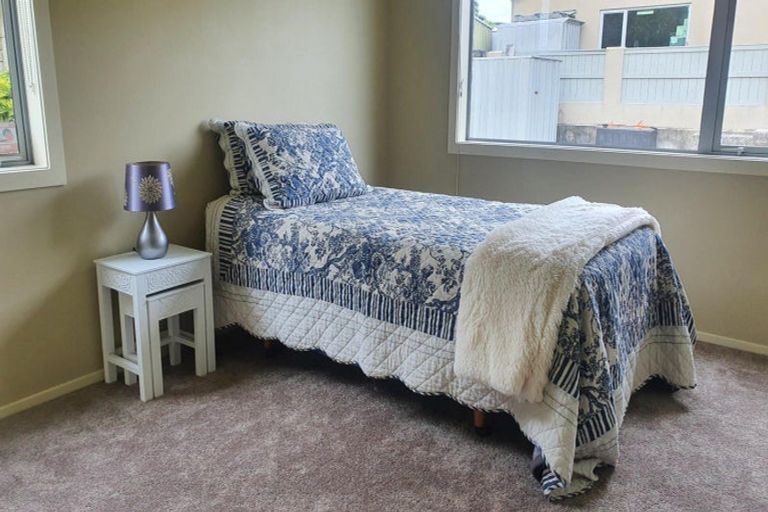 Photo of property in 4 Parkvue Drive, Bell Block, New Plymouth, 4312