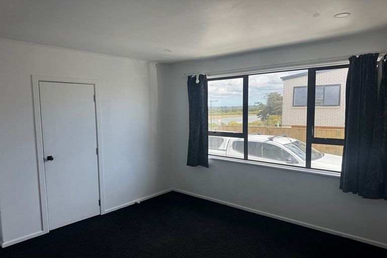 Photo of property in 277 Park Estate Road, Rosehill, Papakura, 2113