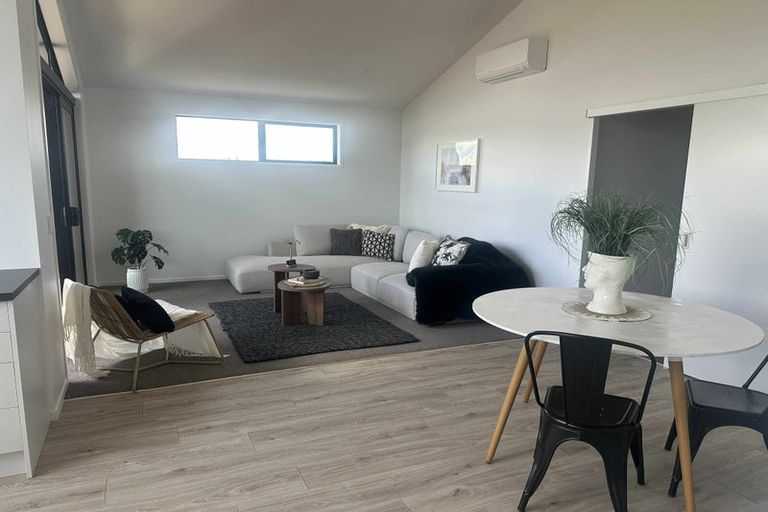 Photo of property in 4/3 Huia Avenue, Forest Lake, Hamilton, 3200