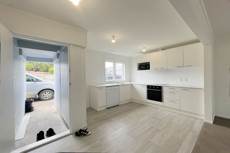 Photo of property in 36 Leonard Road, Mount Wellington, Auckland, 1060