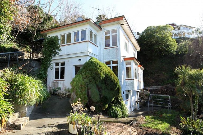 Photo of property in 3 Onslow Road, Bluff Hill, Napier, 4110