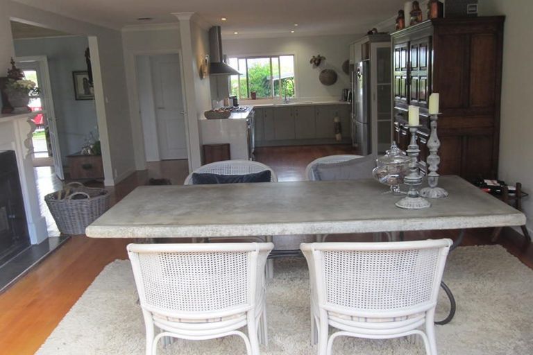 Photo of property in 43 Lewis Road, Karaka, Papakura, 2580