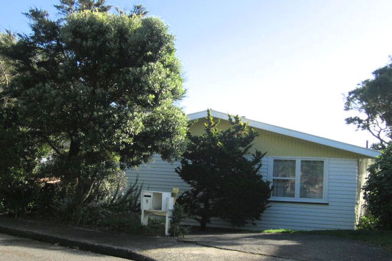 Photo of property in 6 Paua Place, Camborne, Porirua, 5026