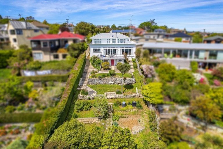 Photo of property in 121 Larnach Road, Vauxhall, Dunedin, 9013