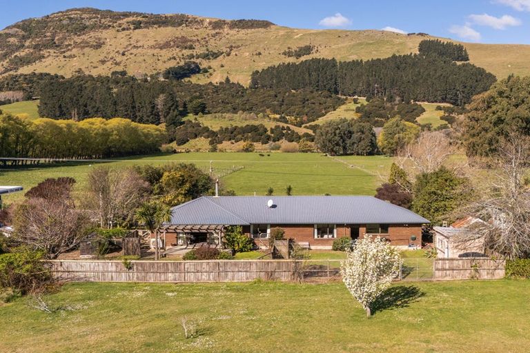 Photo of property in 4217 Christchurch Akaroa Road, Little River, 7591
