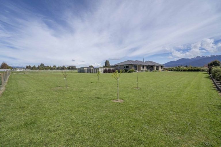 Photo of property in 43 Pukutahi Drive, Te Anau, 9600