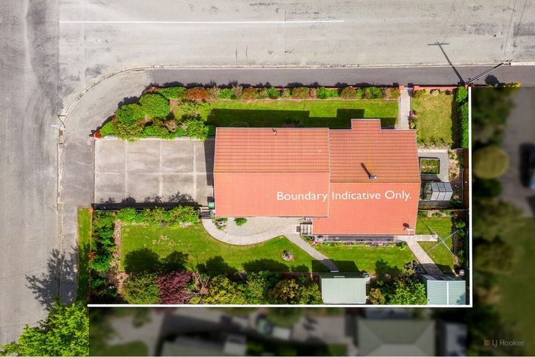 Photo of property in 11 Oxford Street, Waimate, 7924