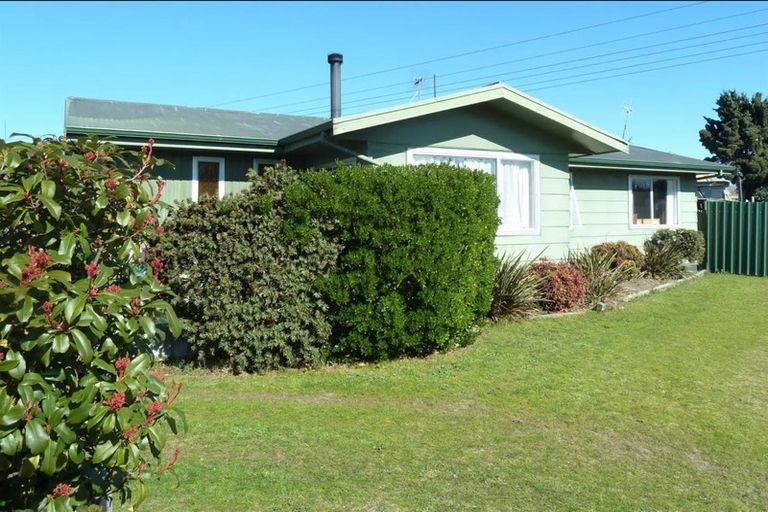 Photo of property in 27 Tenby Terrace, Flaxmere, Hastings, 4120