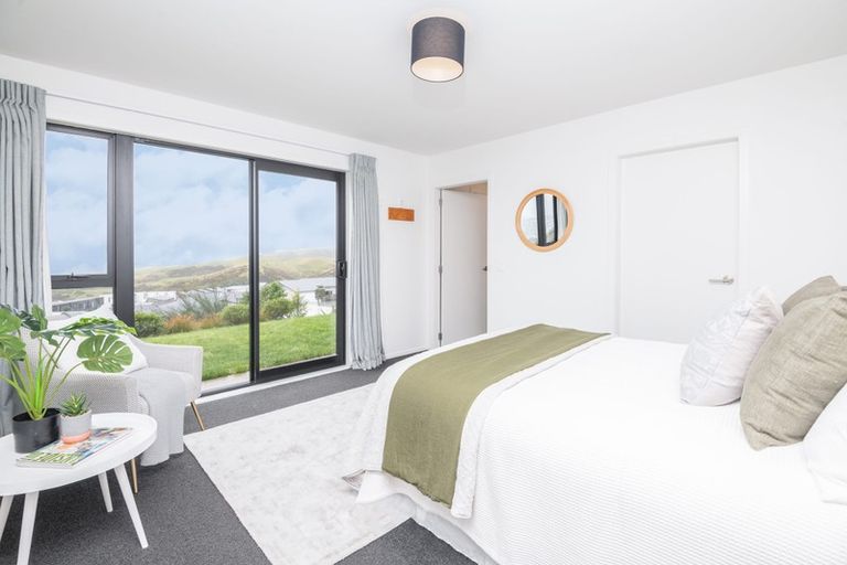 Photo of property in 49 Cedarwood Street, Woodridge, Wellington, 6037