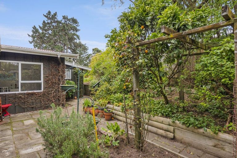 Photo of property in 48 Makora Road, Otaihanga, Paraparaumu, 5036