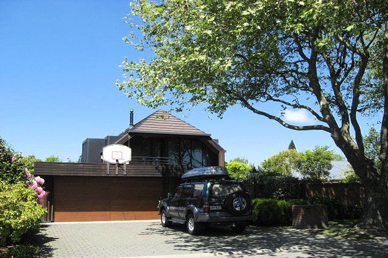 Photo of property in 2 Grangewood Lane, Burnside, Christchurch, 8053