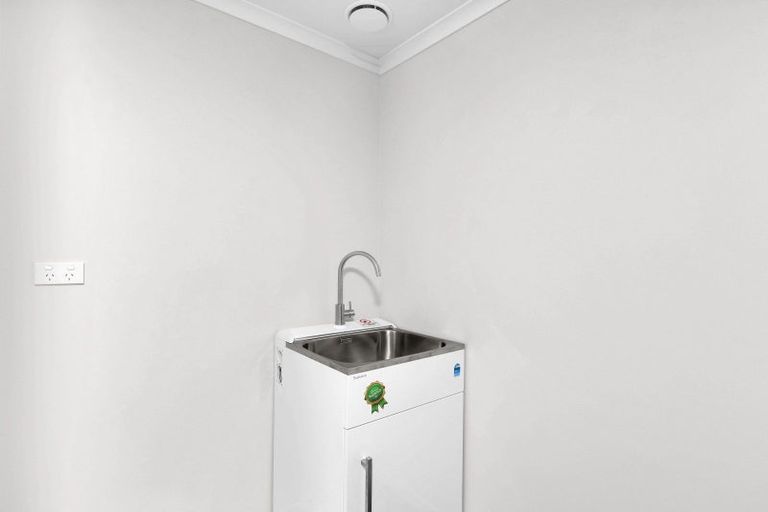 Photo of property in 7 Waruhia Crescent, Rototuna North, 3281