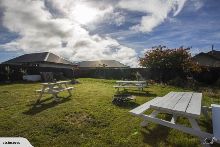 Photo of property in 47 Lawson Burrows Crescent, Te Anau, 9600