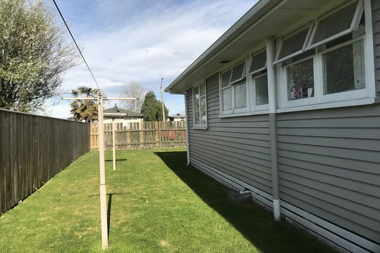 Photo of property in 308 Ruru Place, Camberley, Hastings, 4120