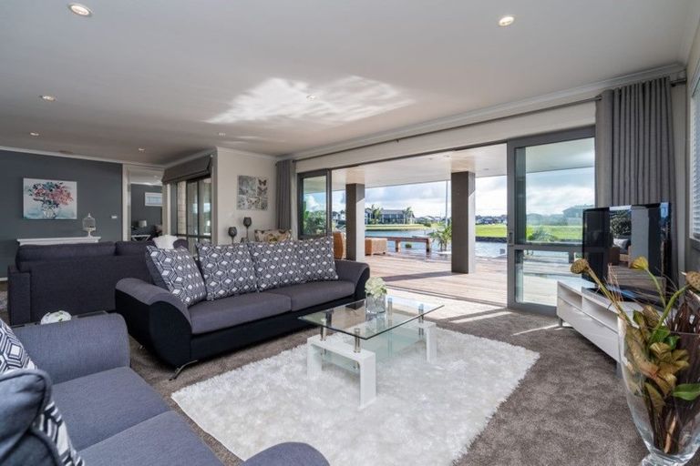 Photo of property in 40 Mariners Haven, One Tree Point, 0118