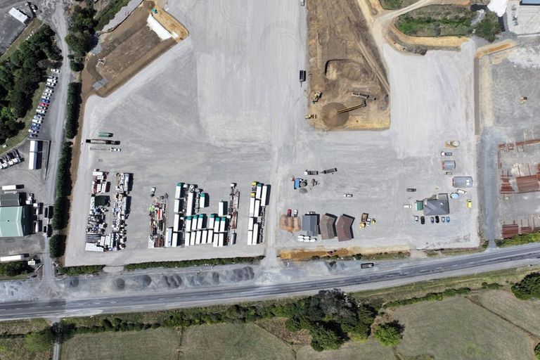 Photo of property in 1159 Great South Road, Runciman, Drury, 2578