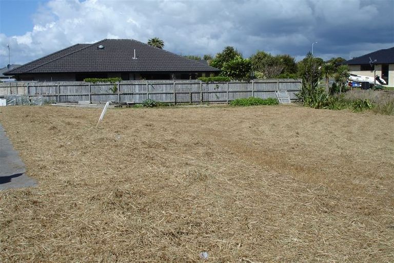 Photo of property in 5 Ocean View Rise, Ruakaka, 0116