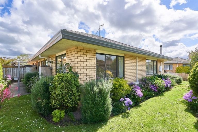 Photo of property in 712a Pioneer Highway, Takaro, Palmerston North, 4412