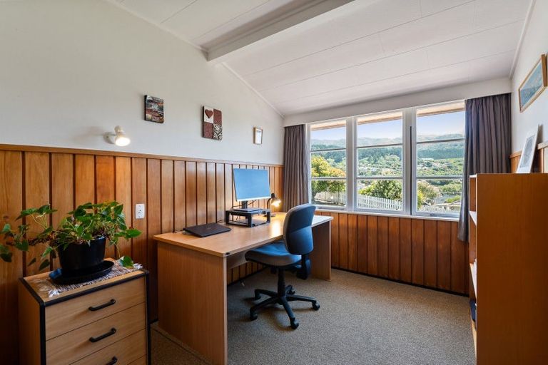 Photo of property in 61 Ranui Terrace, Tawa, Wellington, 5028