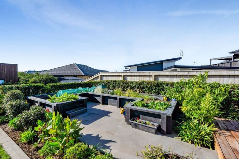 Photo of property in 24 Kotare Drive, Waiwhakaiho, New Plymouth, 4312