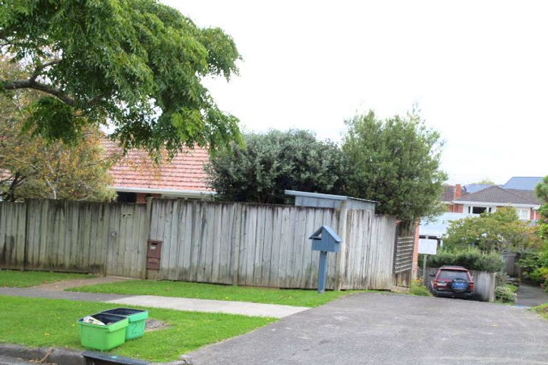 Photo of property in 21c Howe Street, Howick, Auckland, 2014