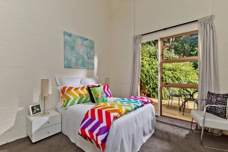 Photo of property in 1/72 Mountbatten Avenue, Hillcrest, Auckland, 0627