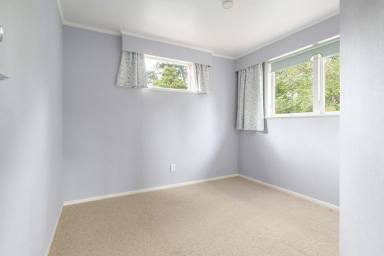 Photo of property in 64 Berkley Avenue, Hillcrest, Hamilton, 3216