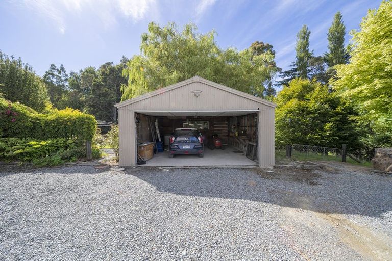 Photo of property in 72 Bush Street, Lumsden, 9730