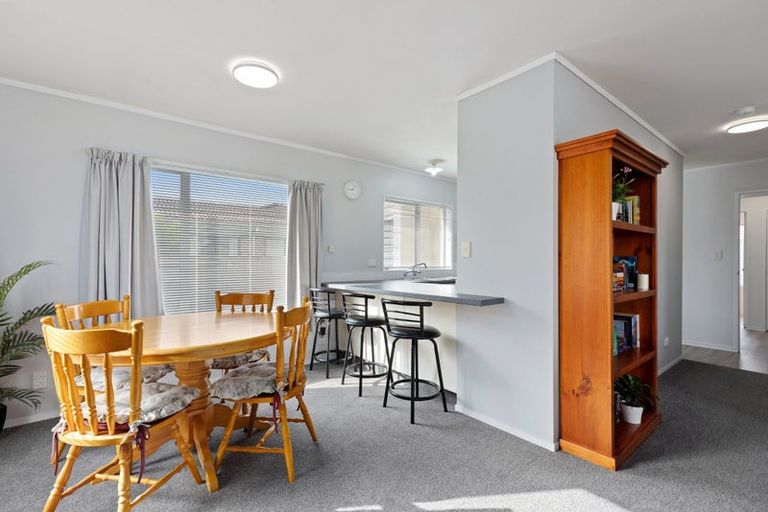 Photo of property in 4/10 Ranch Road, Mount Maunganui, 3116