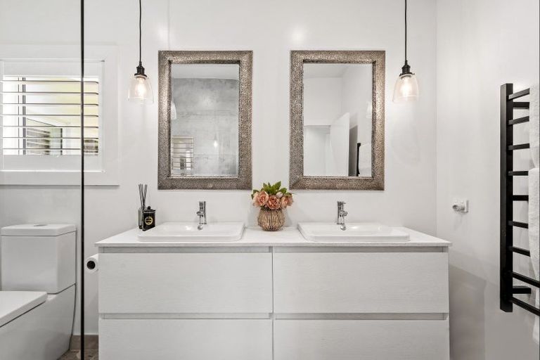 Photo of property in 79 Point Wells Road, Point Wells, Warkworth, 0986