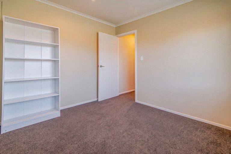 Photo of property in 17 Bell Street, Otane, 4202