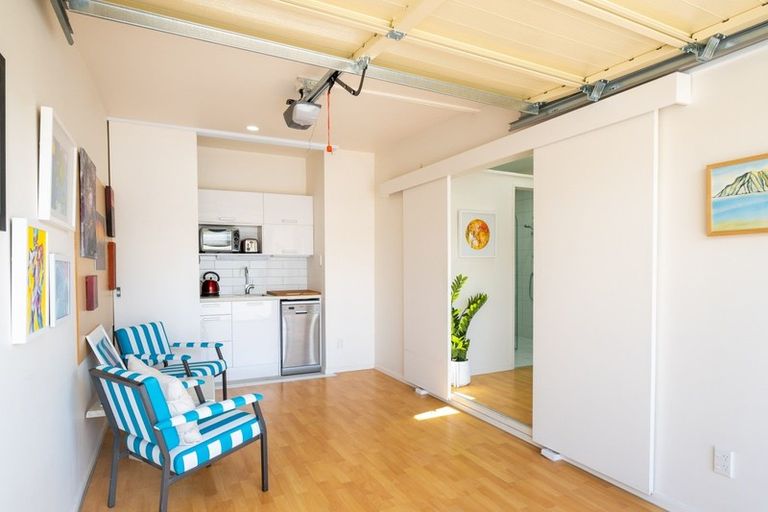 Photo of property in 107 Waghorne Street, Ahuriri, Napier, 4110